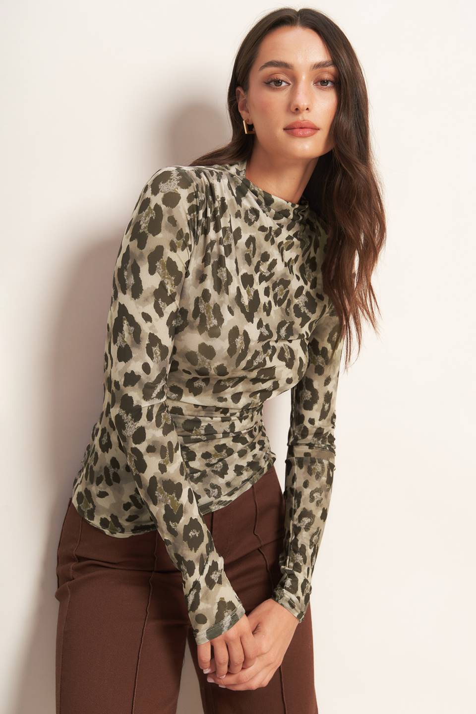 LUXE TRACE TAUPE BLACK WOVEN TOP - MaraFormigone