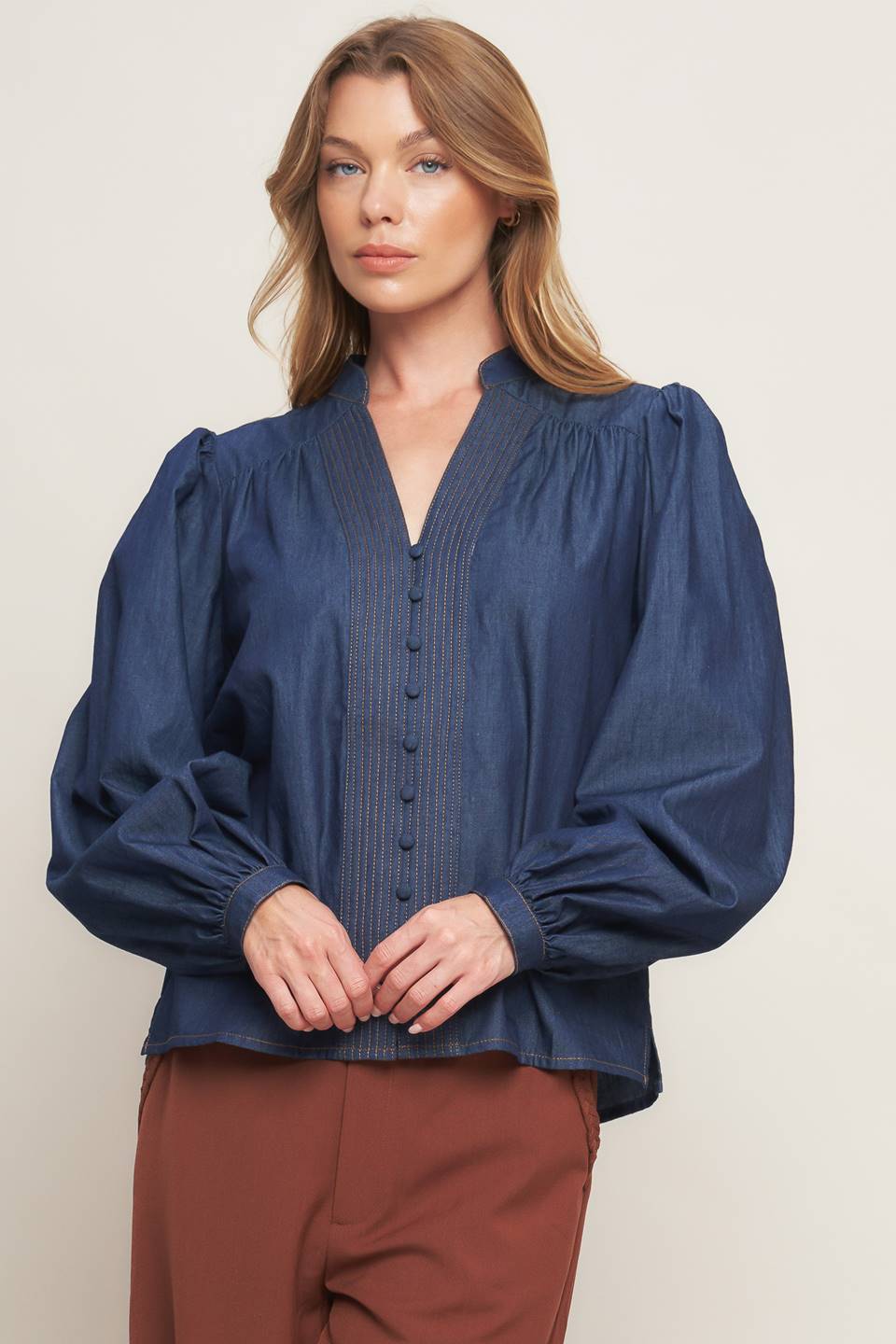 STITCH STORY LIGHTWEIGHT DENIM TOP - MaraFormigone