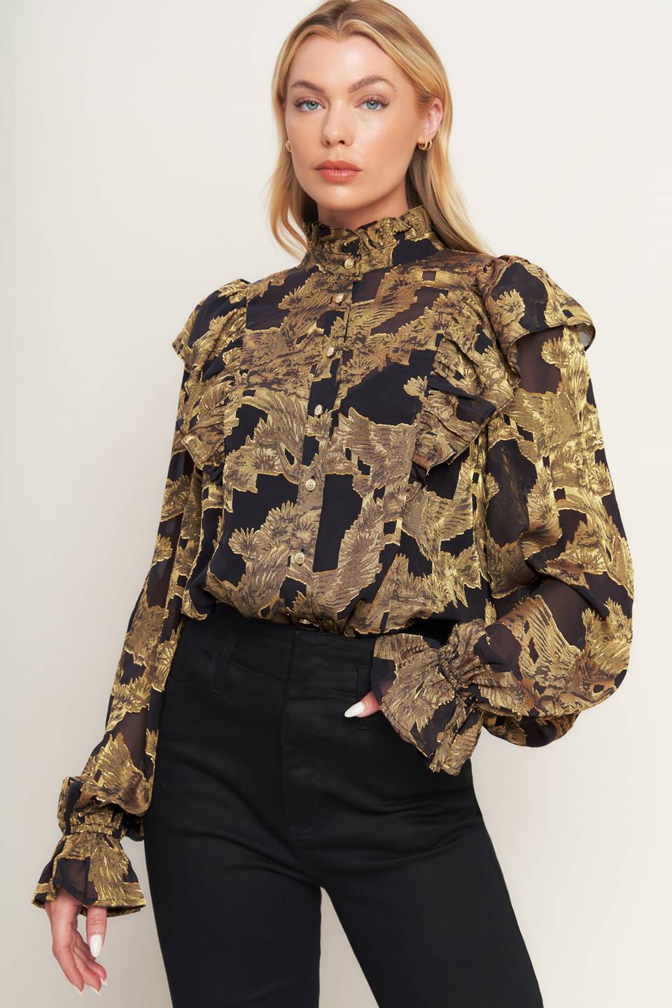 TOP TEJIDO CON BRILLO DE SOMBRA