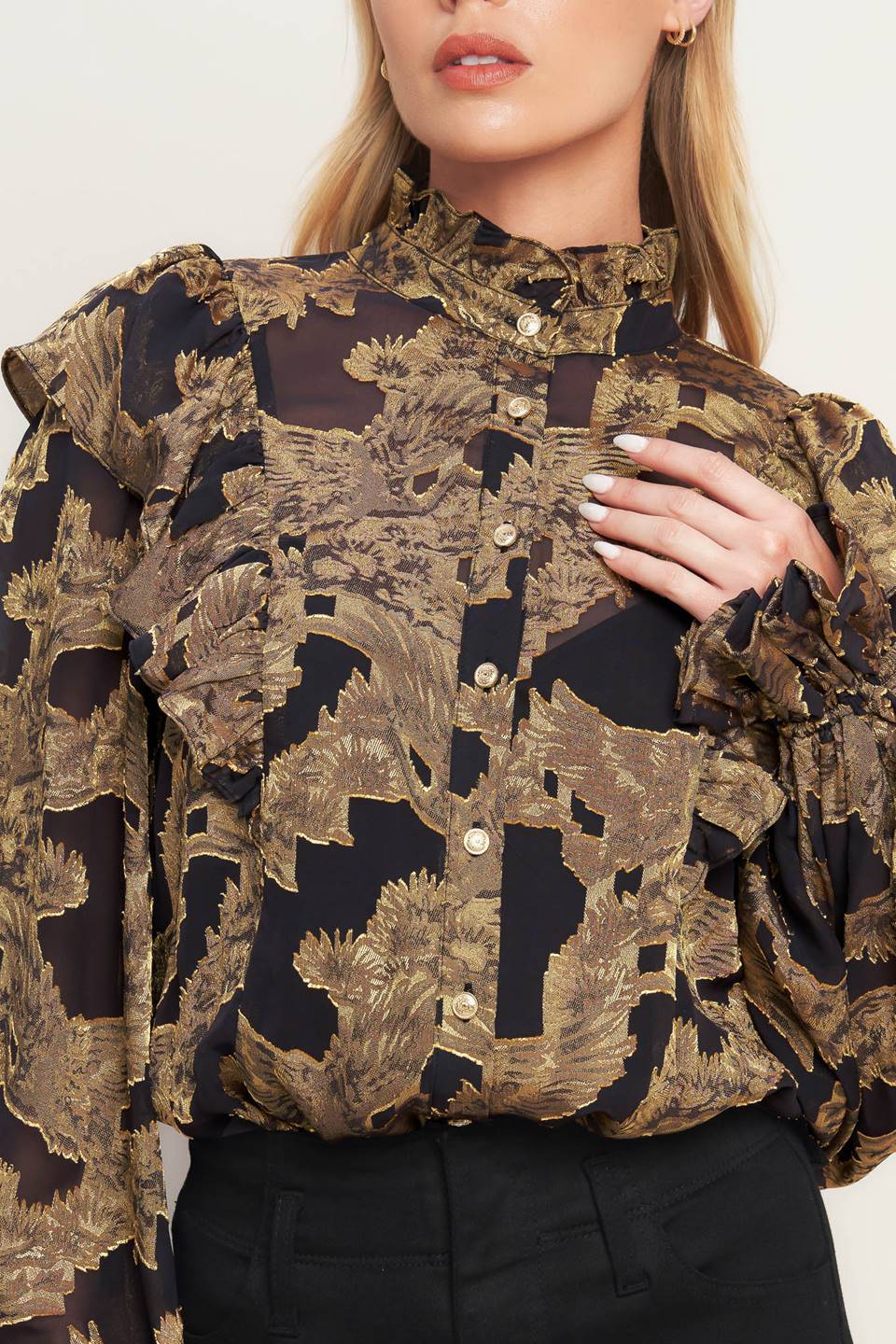 TOP TEJIDO CON BRILLO DE SOMBRA