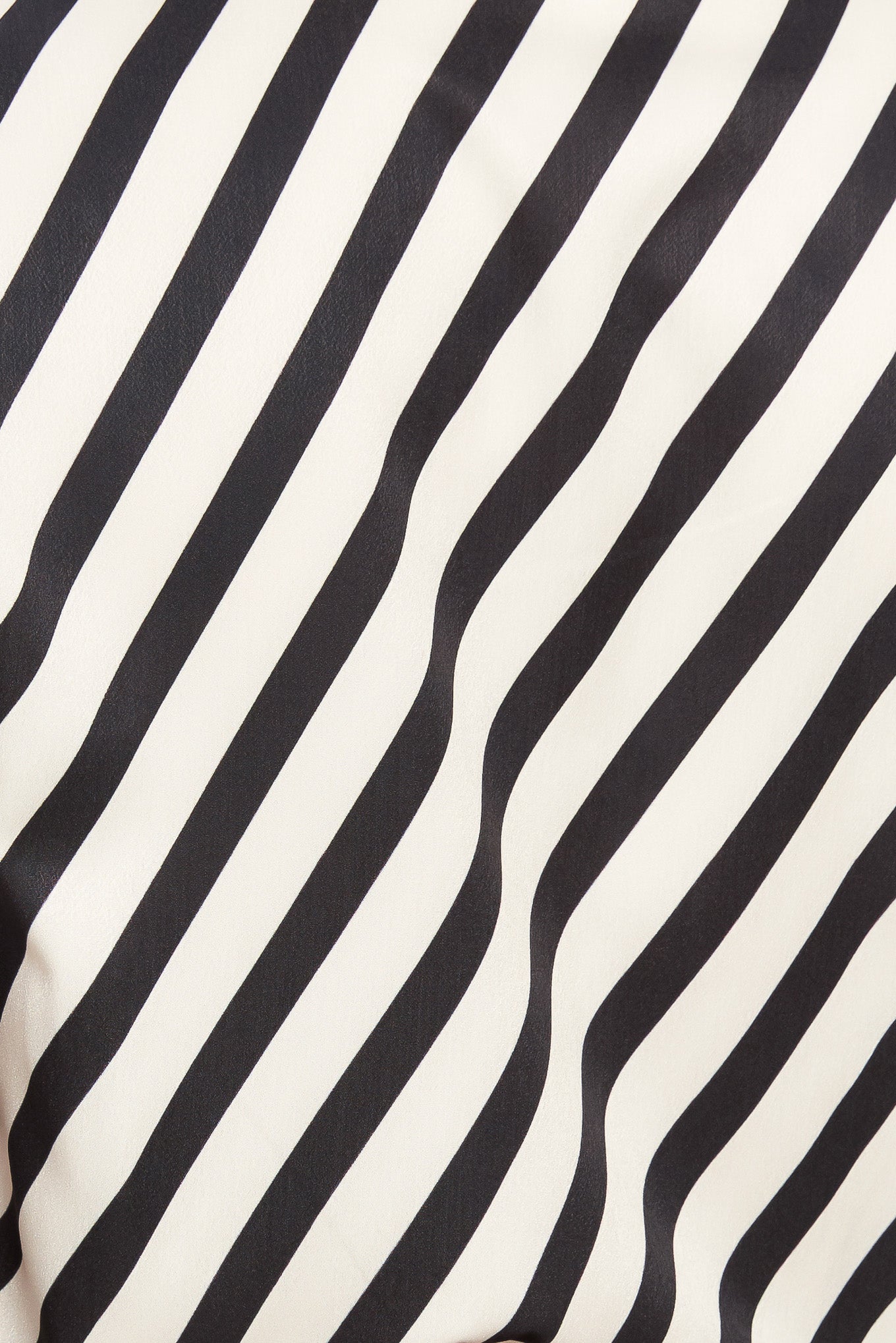 VOGUE STRIPE WOVEN TOP