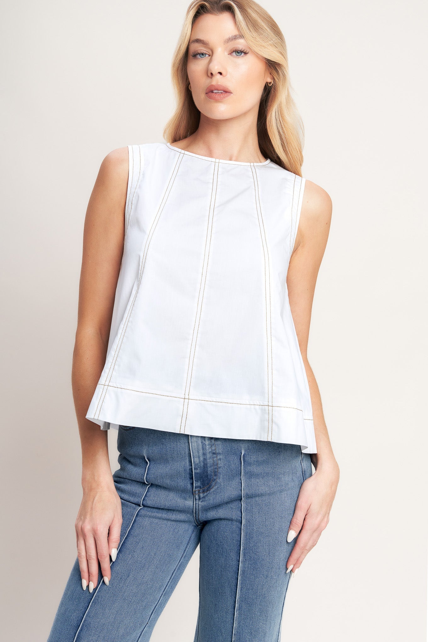 YOU CAN’T MISS WOVEN TOP