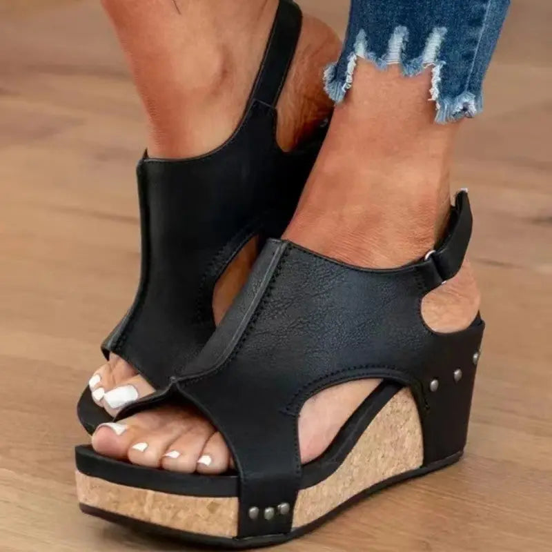 Women's Wedge Peep Toe Platform Rivet Sandals - MaraFormigone