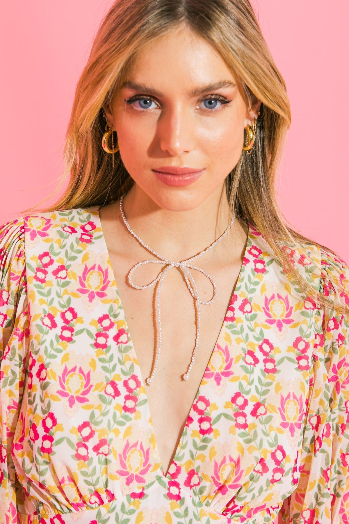 COLAR DE PÉROLAS ROSA DA PRIMAVERA