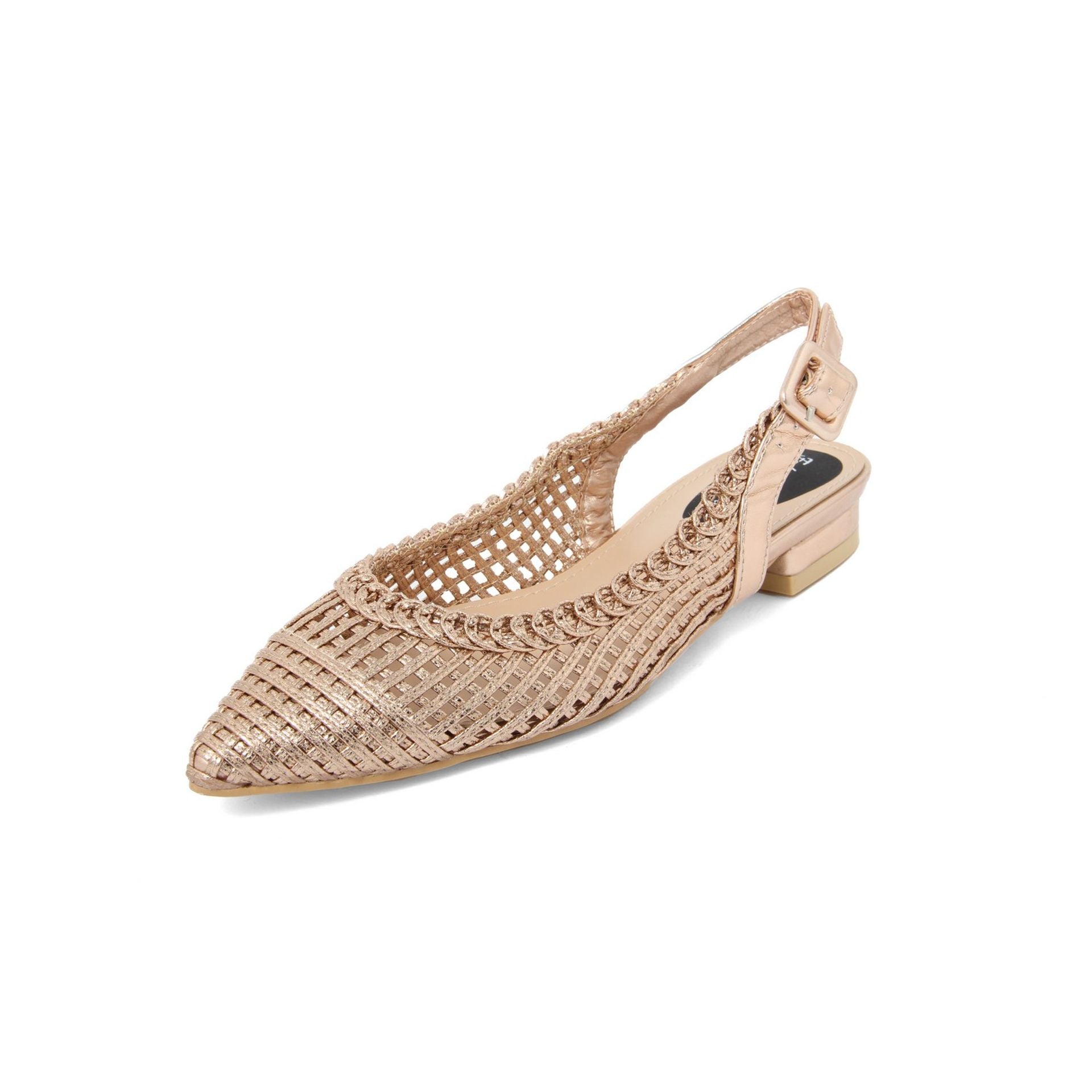 Sandalias con actitud de moda 