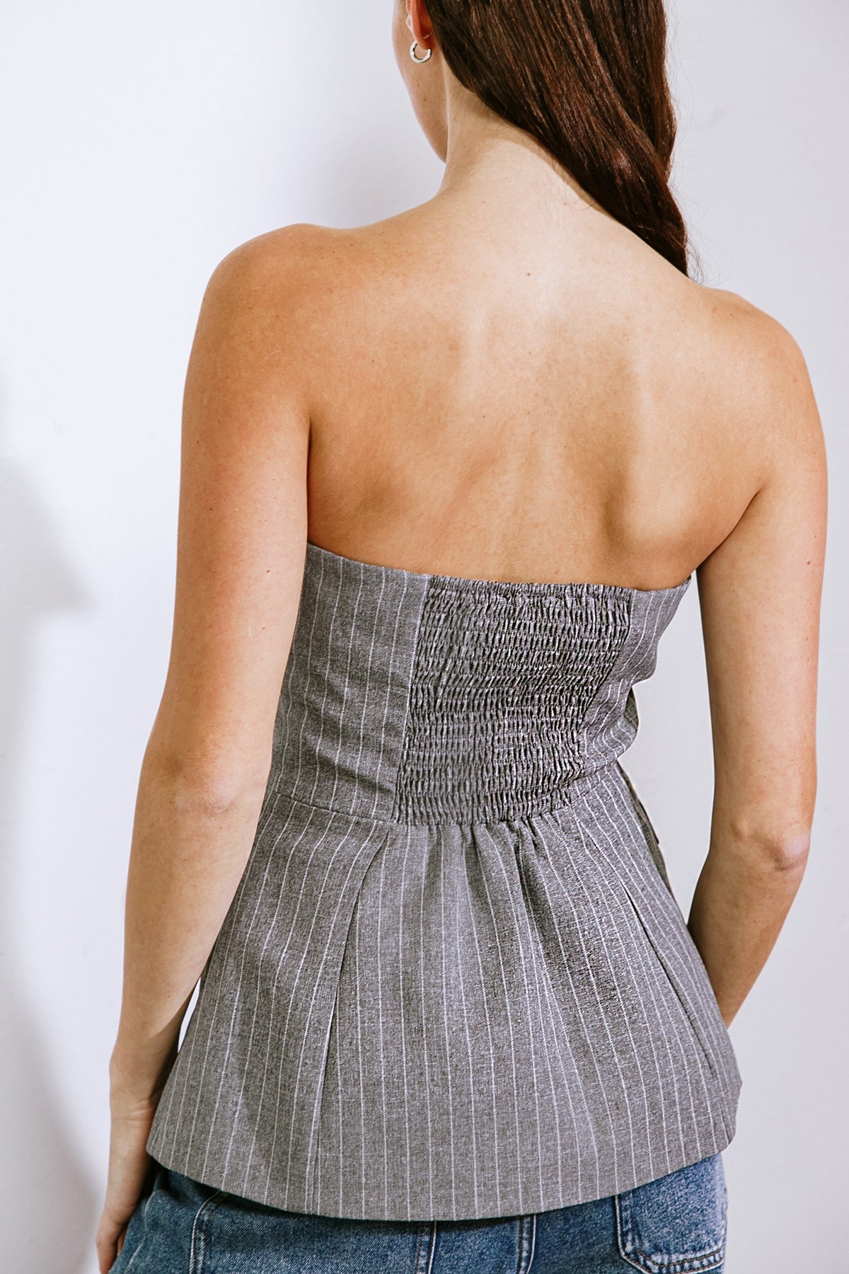 BLUSA DE TECIDO SEM ÚNICAS