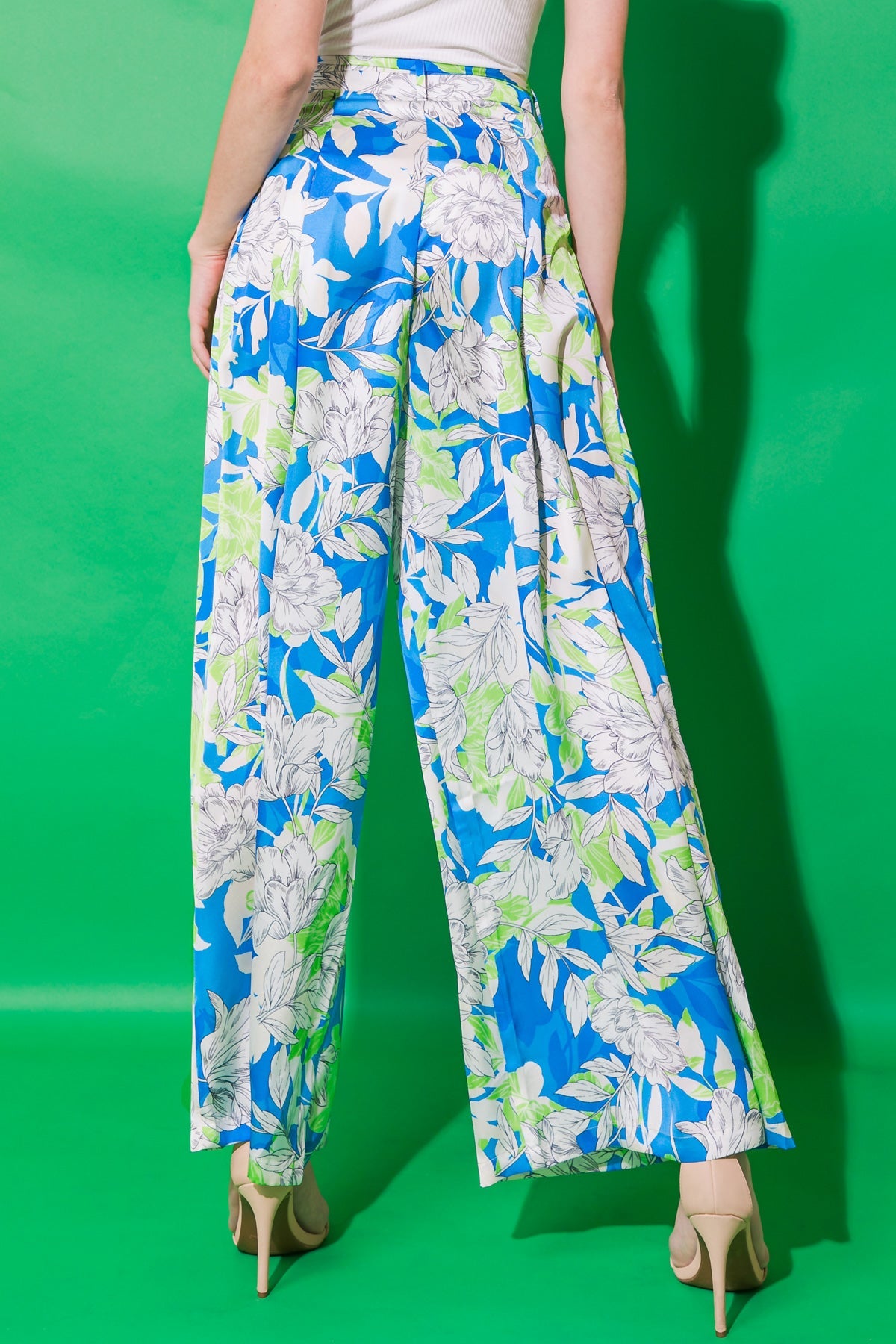 PANTALONES TEJIDOS PARA DISFRUTAR DEL SOL