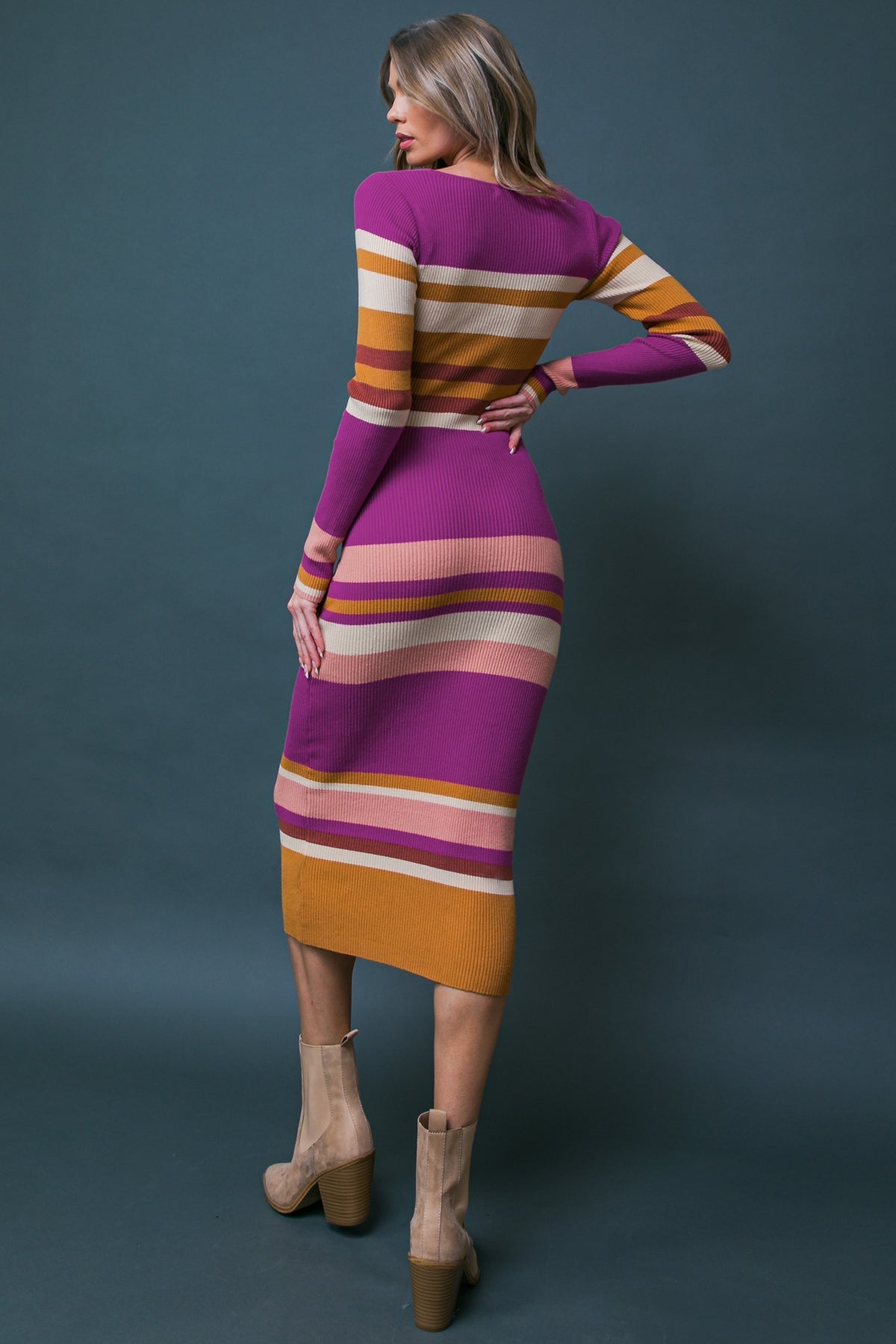 EVENING OF ELEGANCE SWEATER MIDI DRESS - MaraFormigone