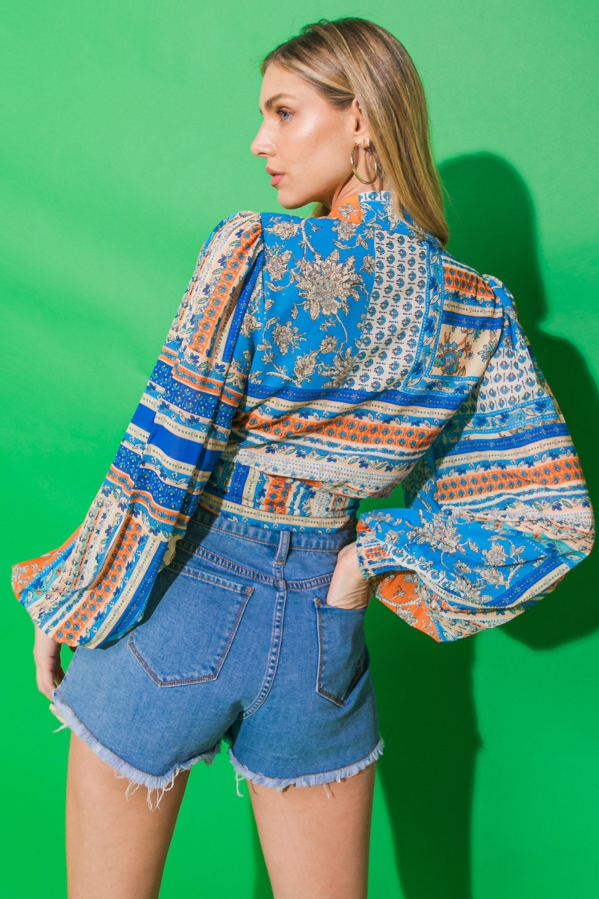 LINDA BLUSA TECIDA FAME