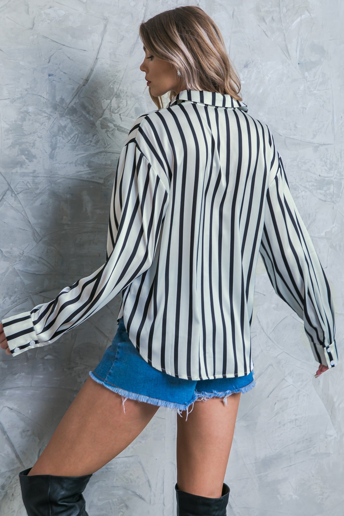 TOP DE SATÉN TEJIDO SIN NADA DE QUE LAMENTAR