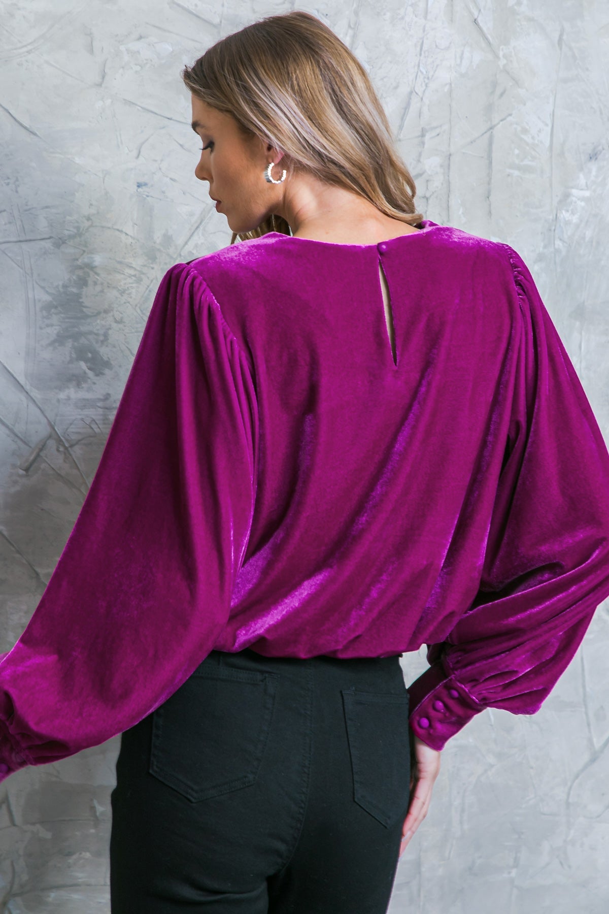 IT'S YOUR TIME VELVET TOP - MaraFormigone