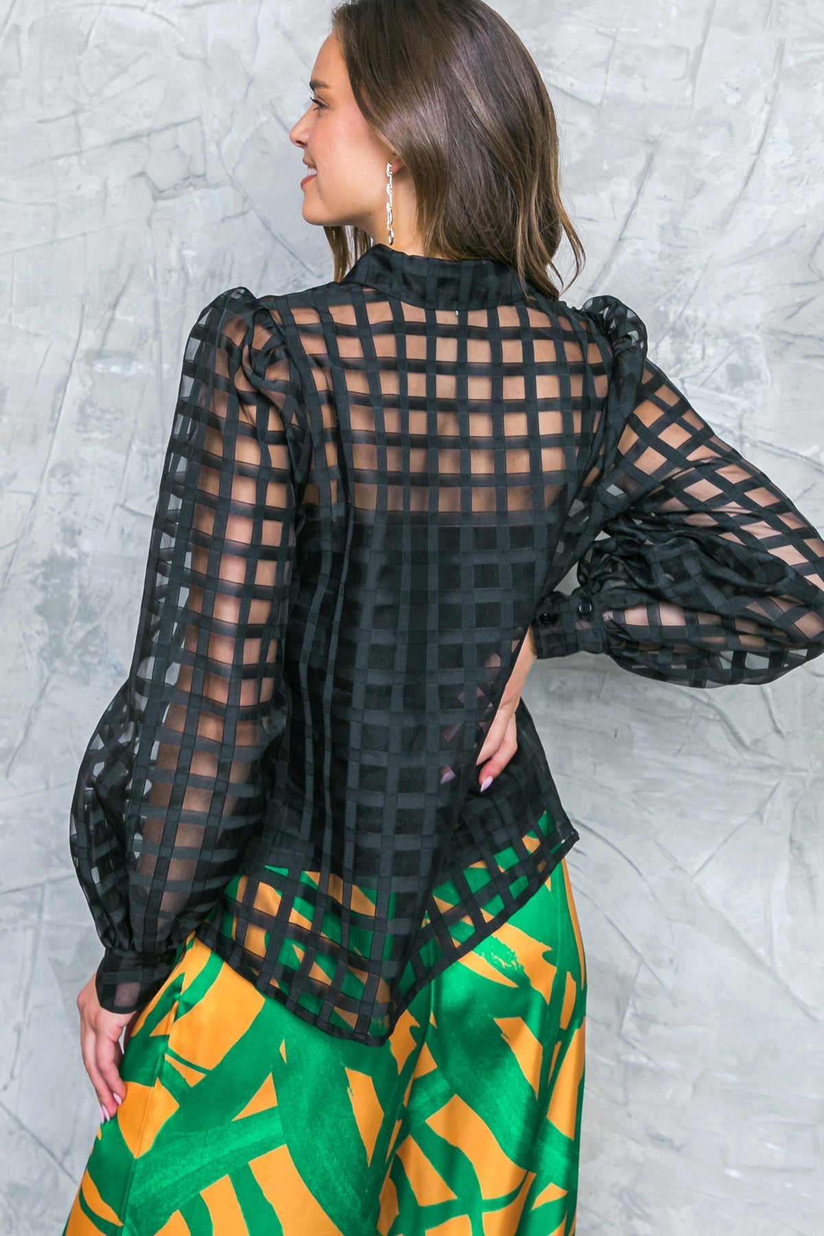 FLUTTERING ON WOVEN TOP - MaraFormigone