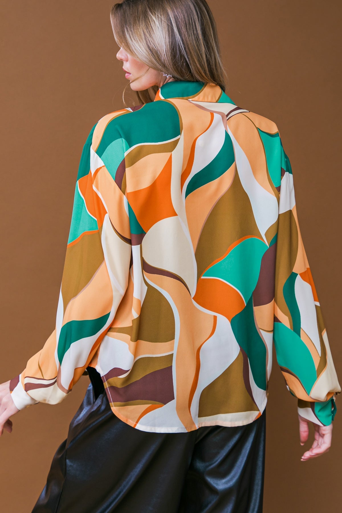 BLUSA TECIDA COM CARINHO