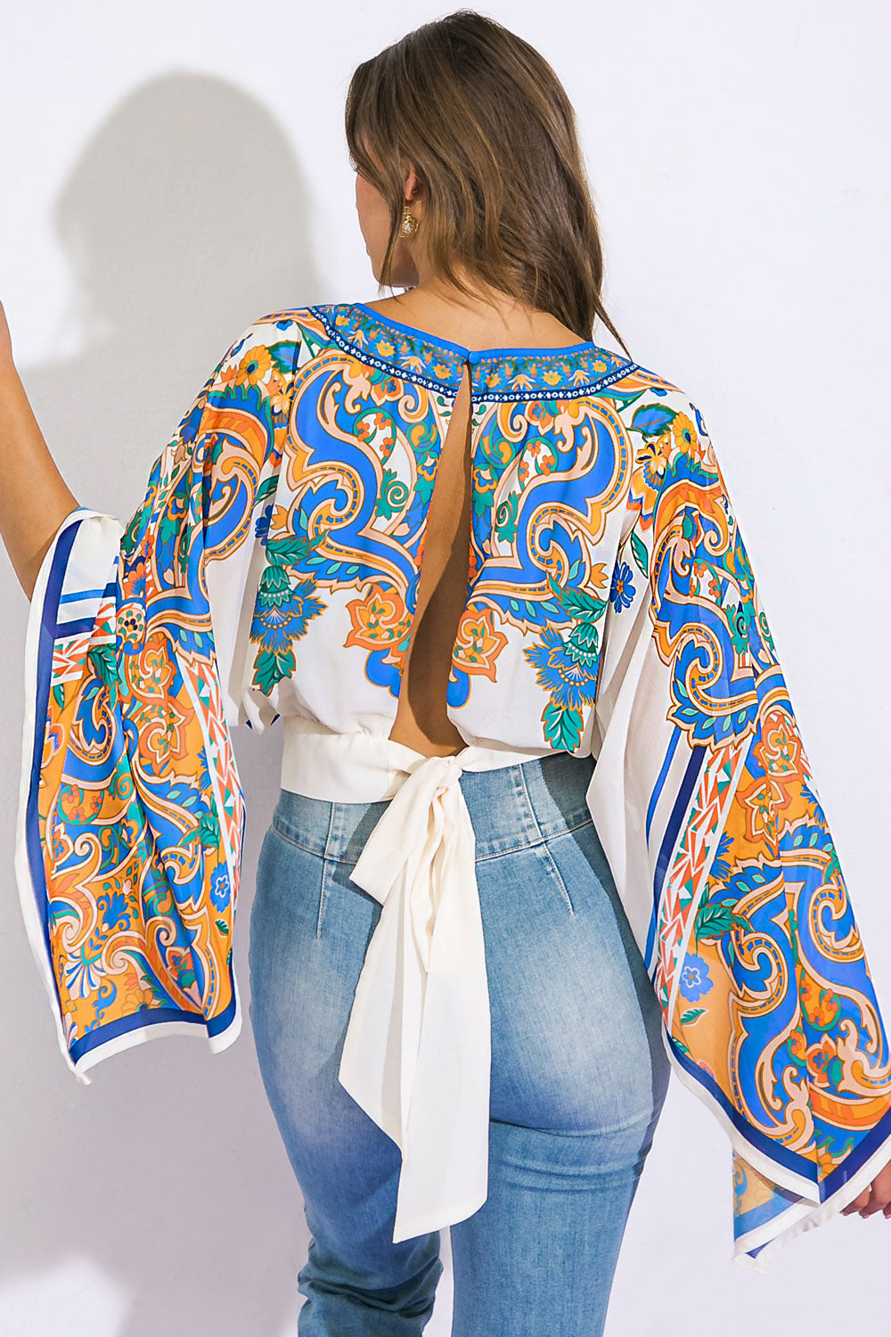 TOP TEJIDO POR AQUÍ