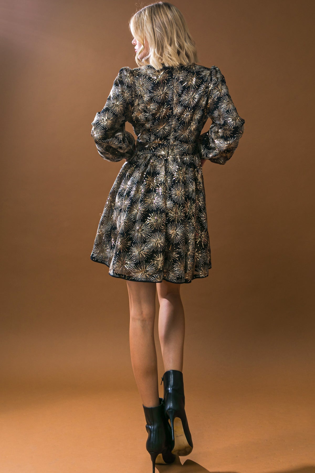 STRAIGHT TO BUSINESS SEQUIN MINI DRESS - MaraFormigone