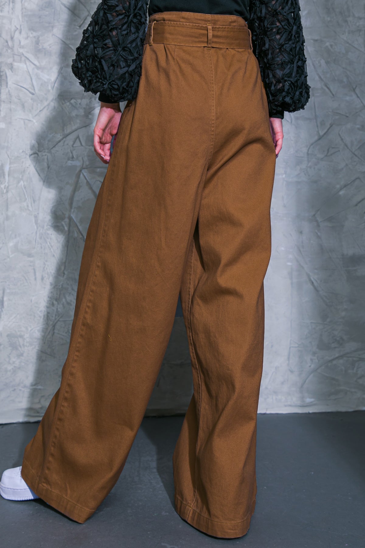 THRIVING WEEKEND TWILL PANTS - MaraFormigone