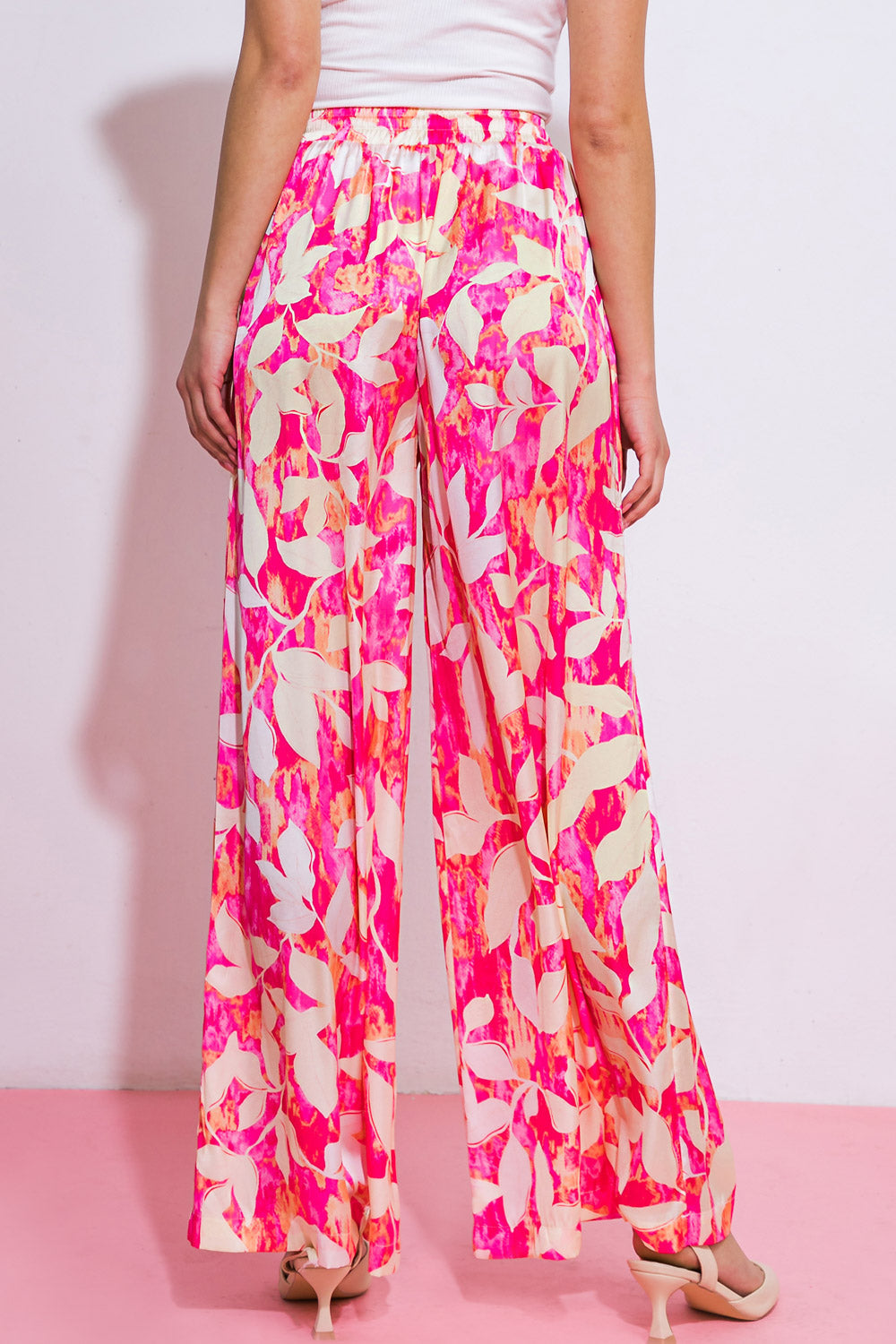 CALÇAS DE TECIDO QUE ME RECUPERAM 