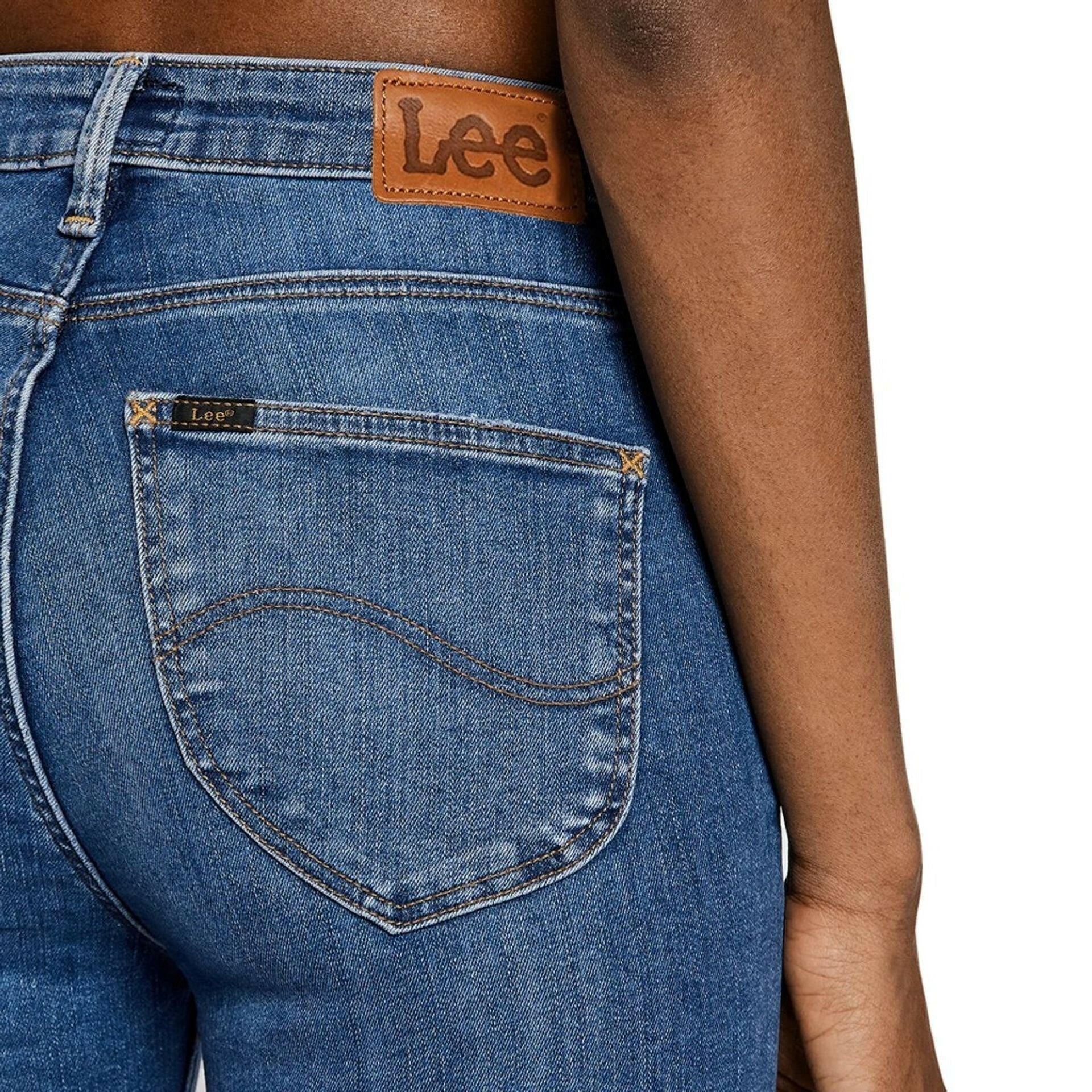 Lee Jeans.