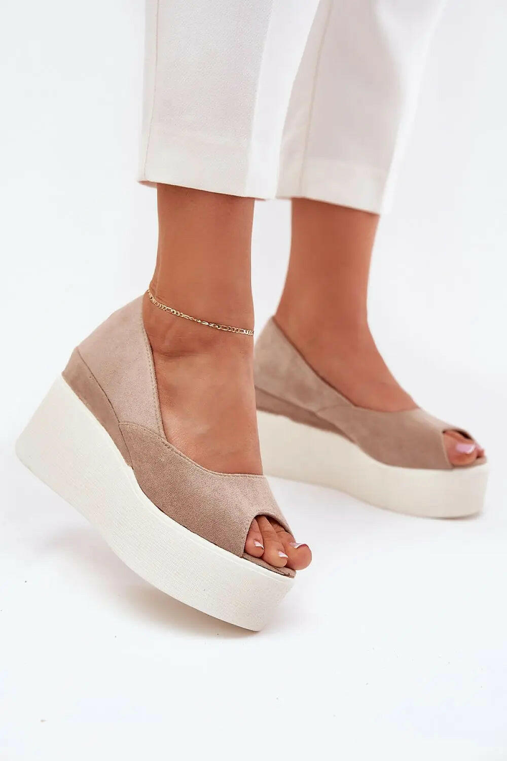 Buskin Step in style.