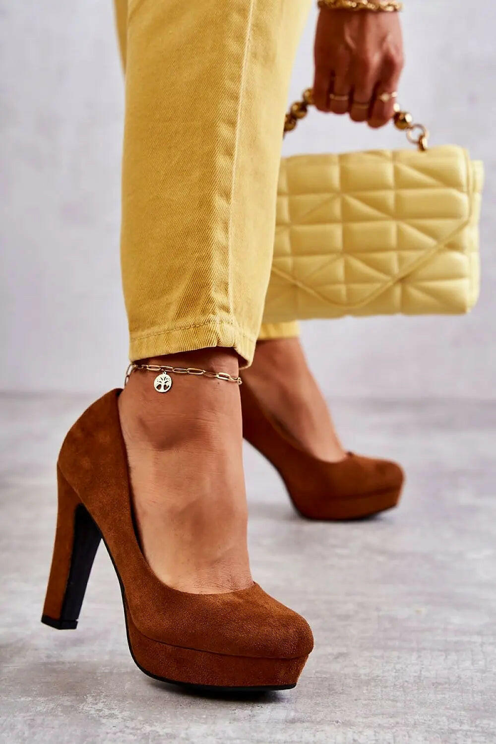 Block heel pumps Step in style.