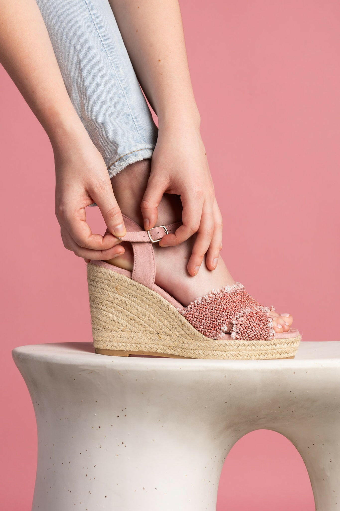 Elinor Wedge in Pink.