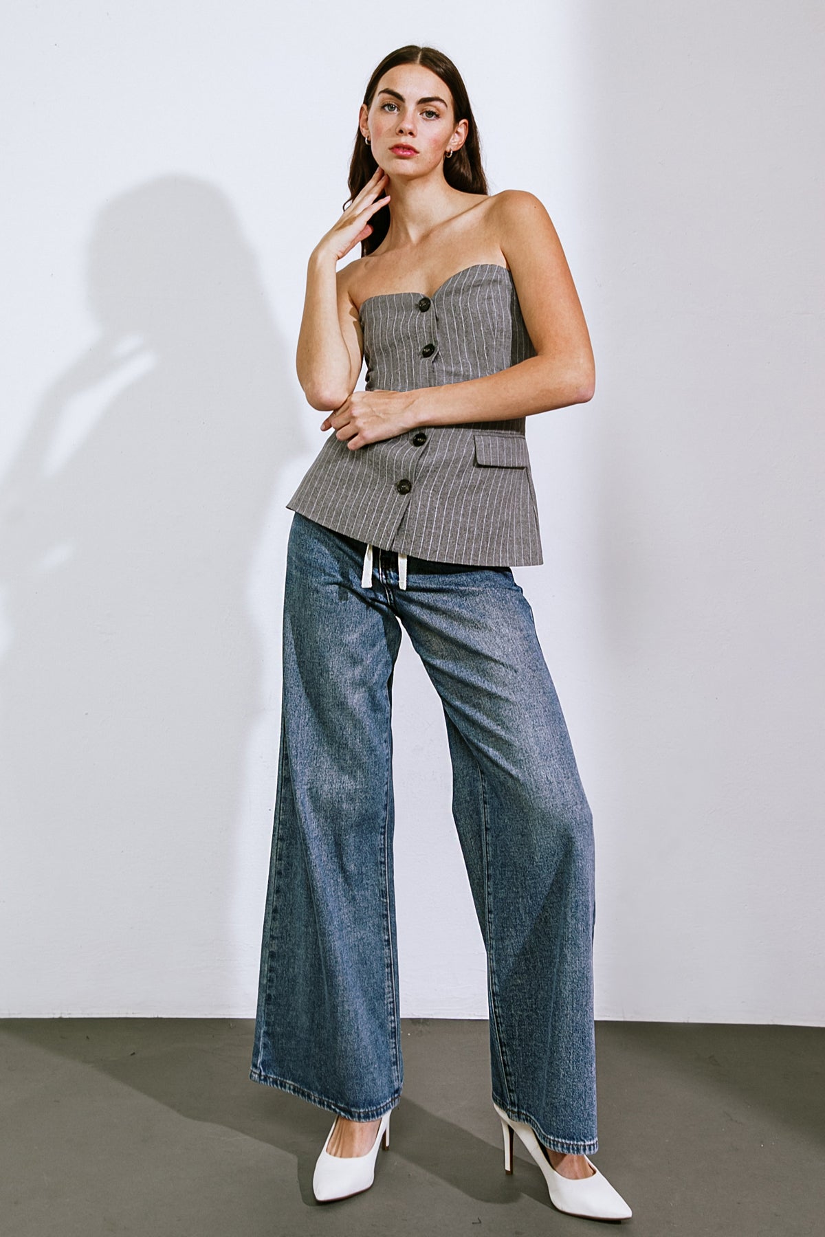 BLUSA DE TECIDO SEM ÚNICAS