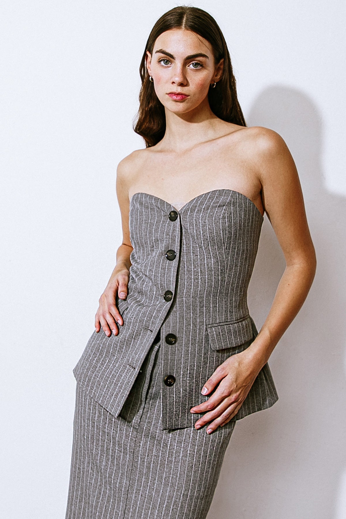 BLUSA DE TECIDO SEM ÚNICAS