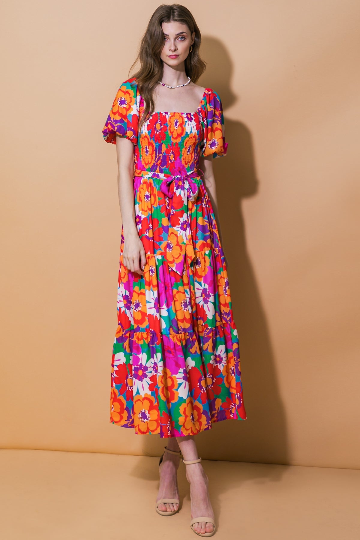 VESTIDO MIDI TECIDO QUE É O DESEJO DE TODOS