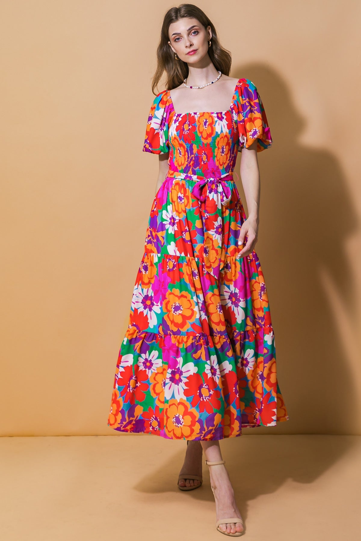 VESTIDO MIDI TECIDO QUE É O DESEJO DE TODOS