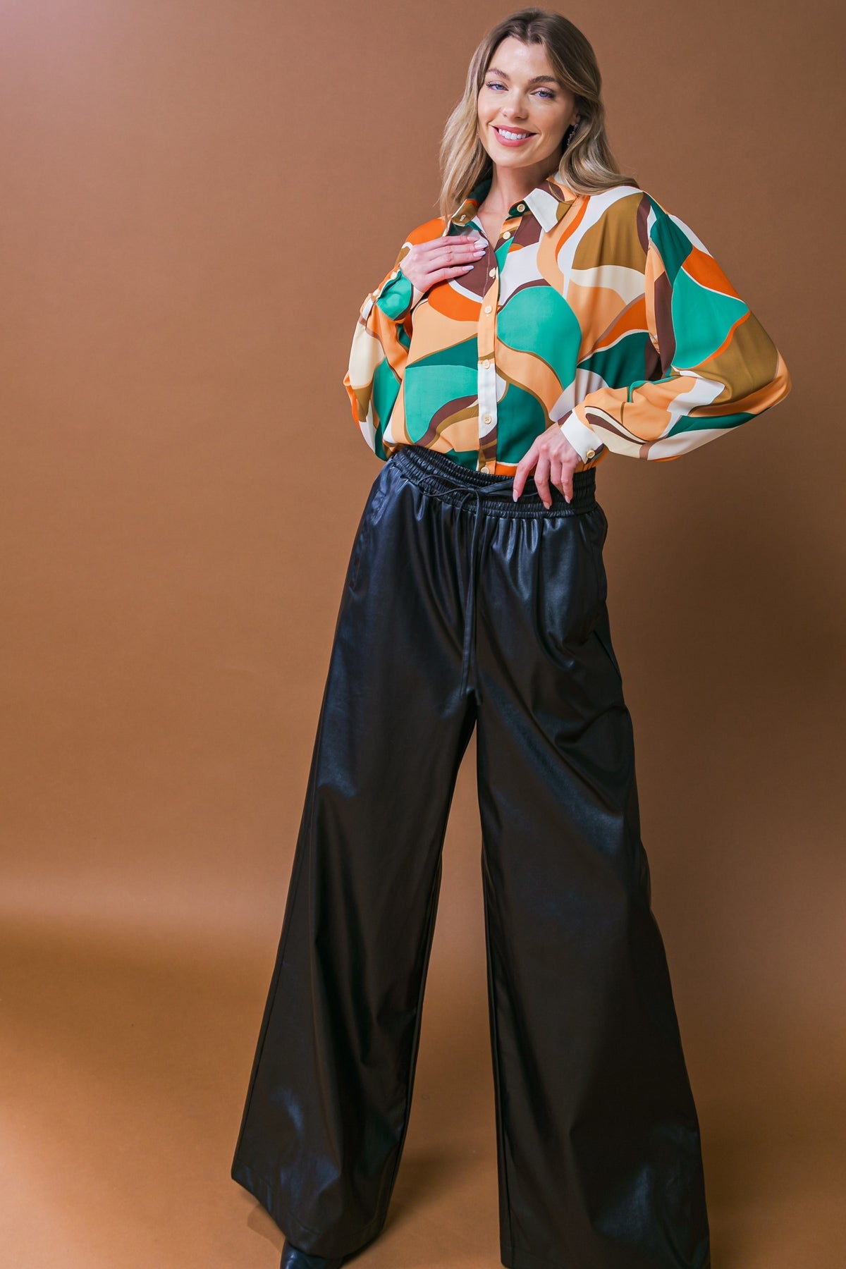 BLUSA TECIDA COM CARINHO