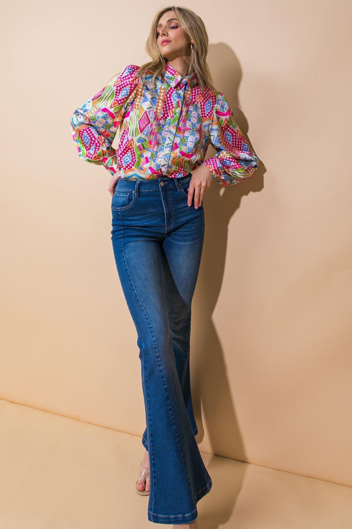 Exatamente o que eu precisava: blusa de tecido plano.