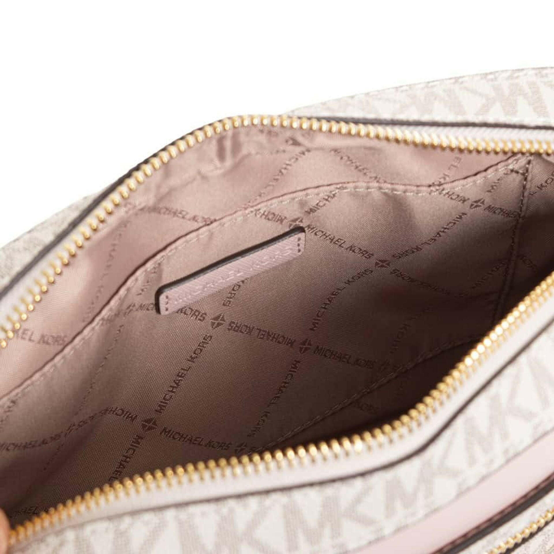 Michael Kors Crossbody Bags.