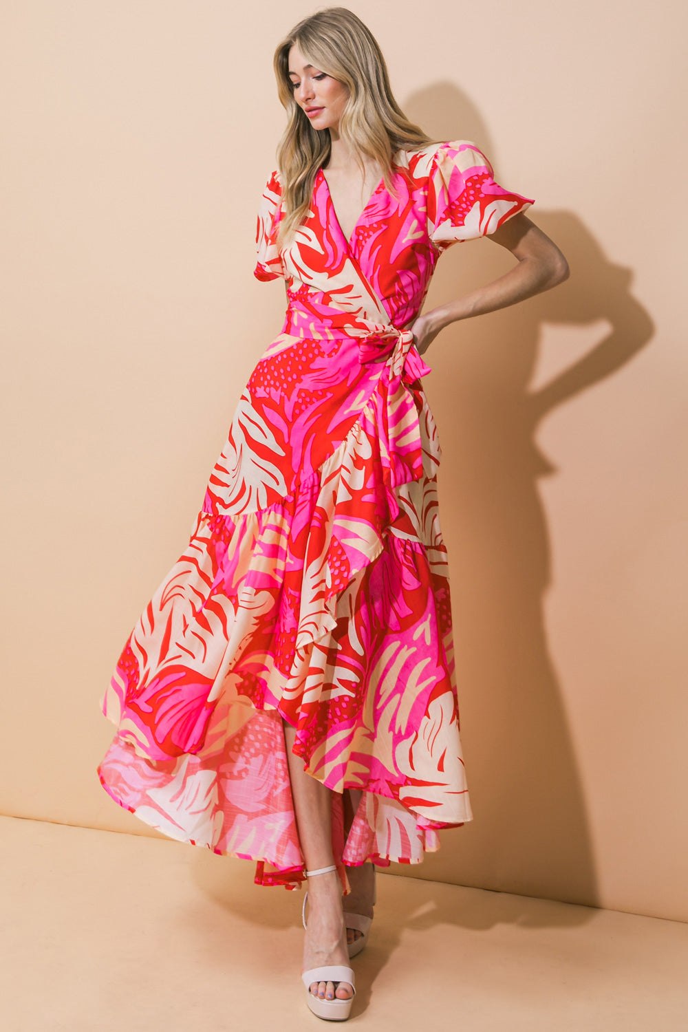 VESTIDO MAXI TECIDO COM SIGNIFICAÇÃO DESLUMBRANTE 