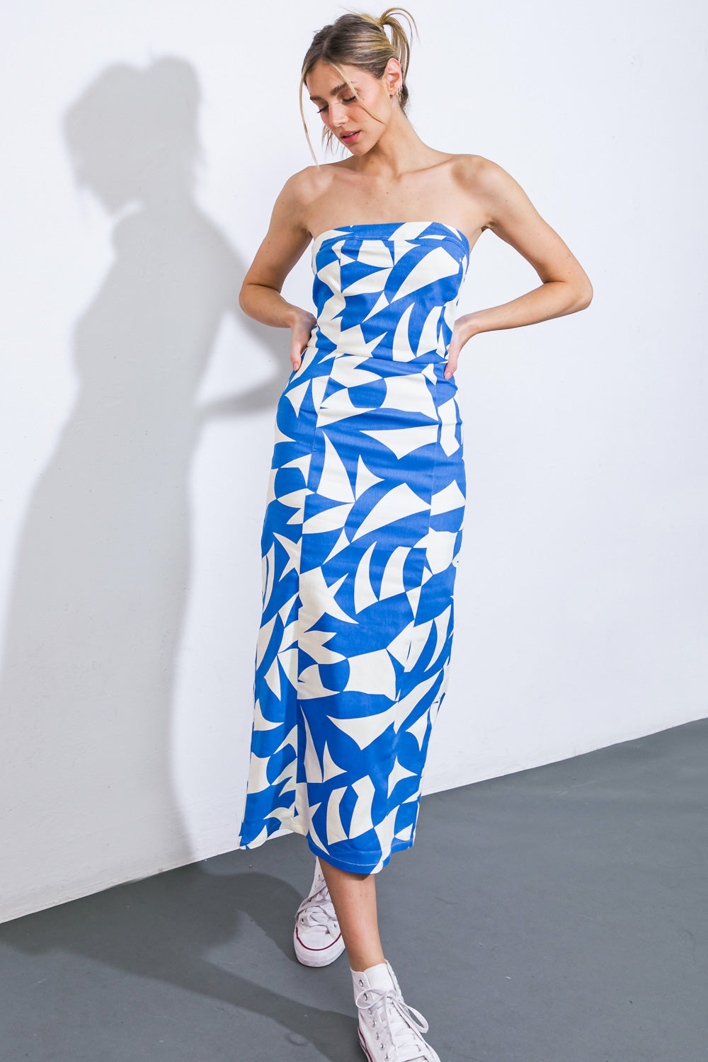 PICKING PETALS WOVEN MIDI DRESS - MaraFormigone