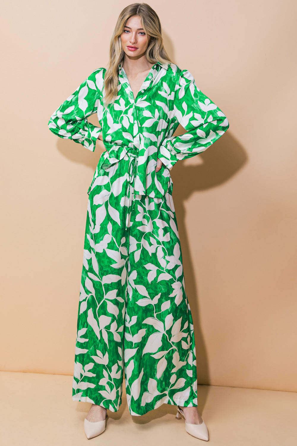 CALÇAS DE TECIDO QUE ME RECUPERAM 