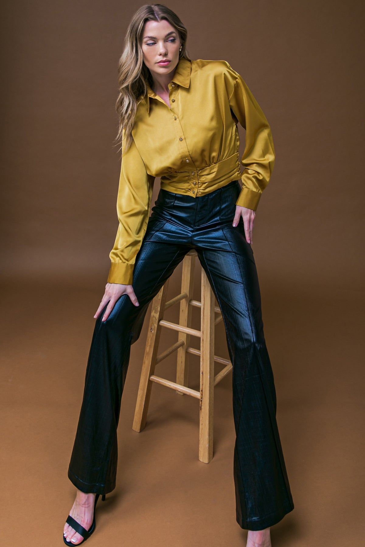 TOP TEJIDO ROMÁNTICO