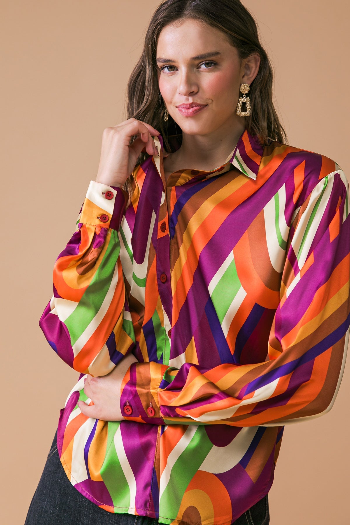 BLUSA DE TECIDO ESPECIAL