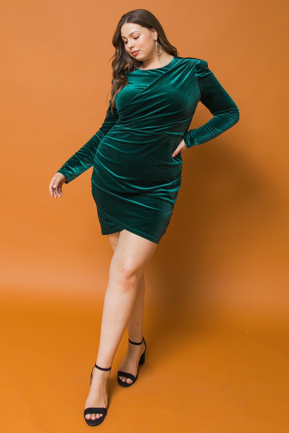 VESTIDO MINI DE VELUDO "ESTOU ENCANTADA"