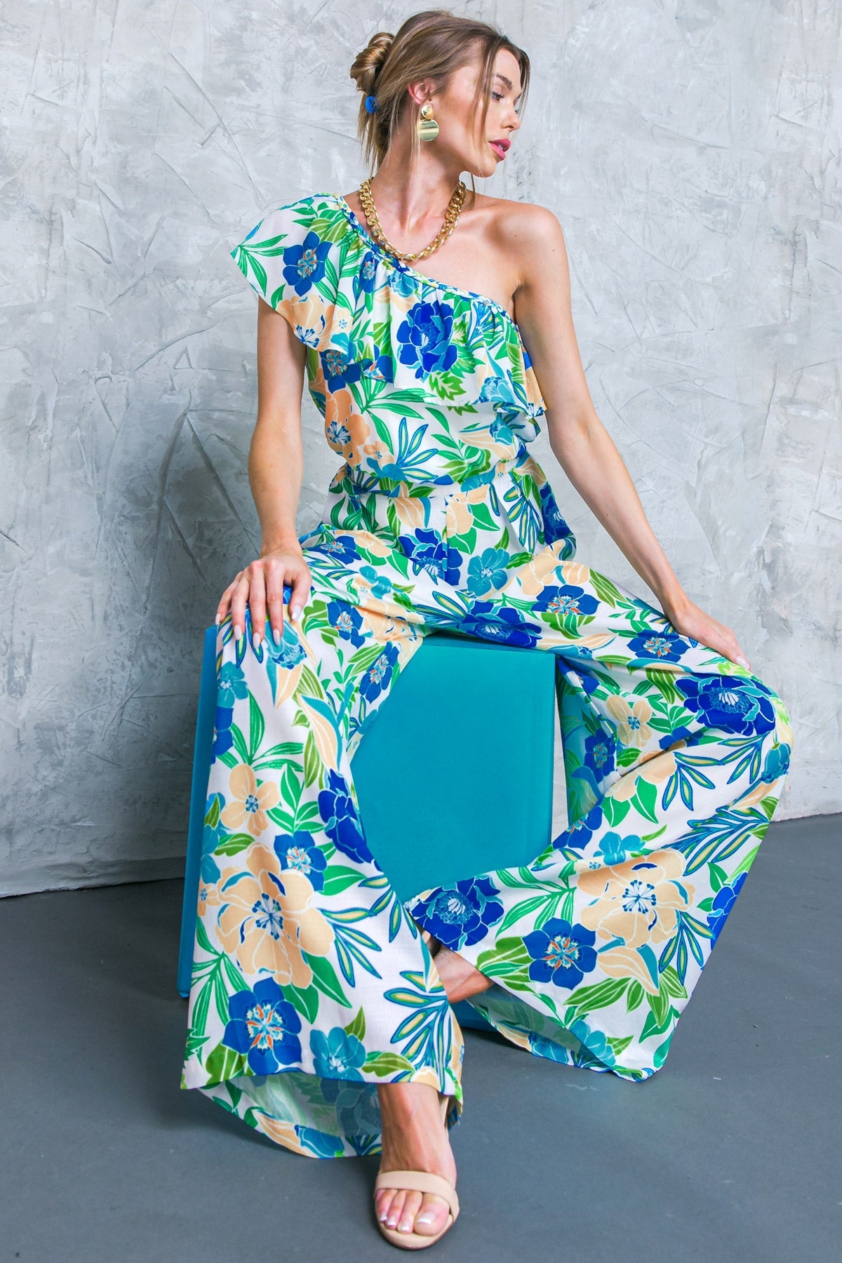 CALÇAS FLORAIS DE TECIDO