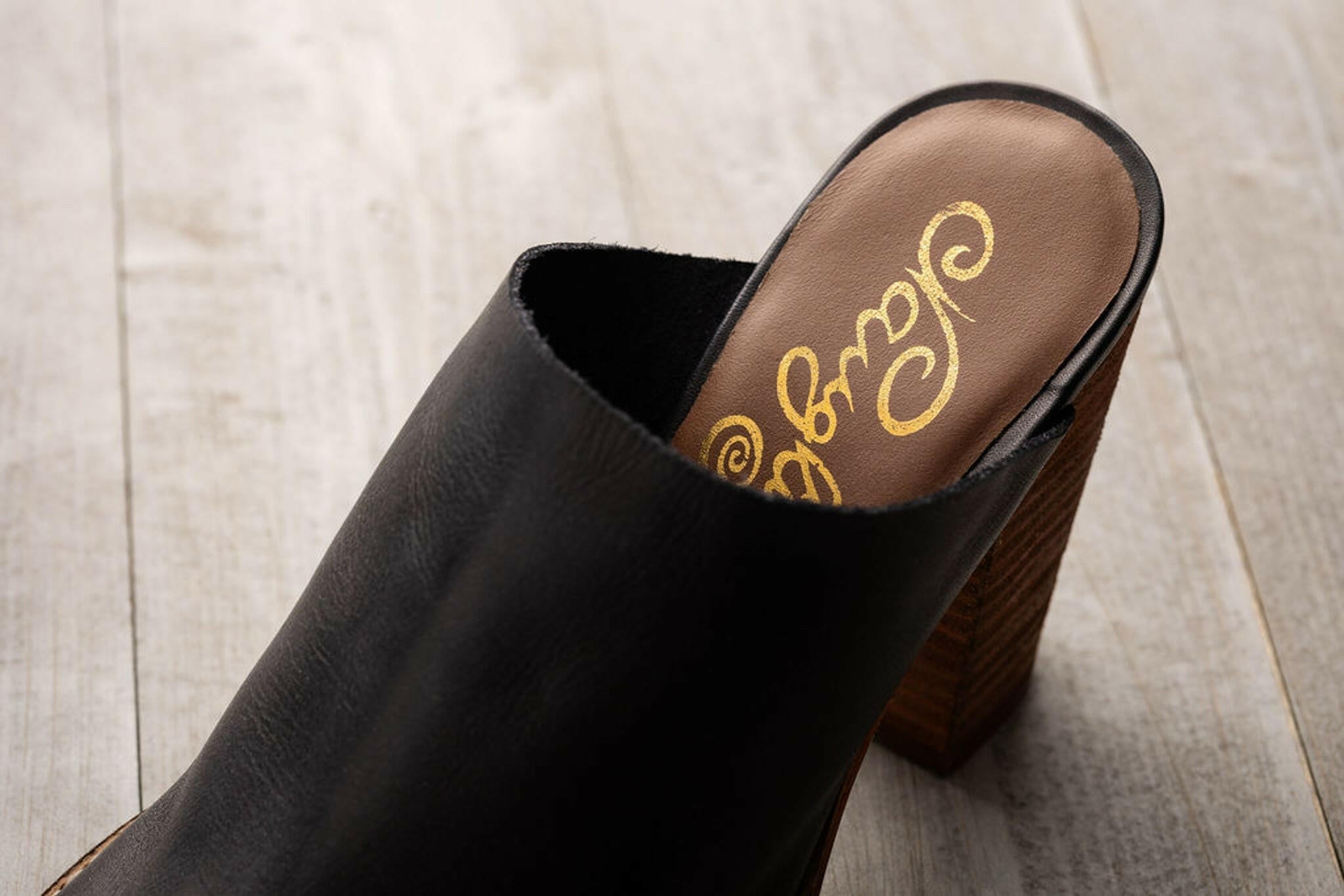 Hallie Heeled Sandal in Black.