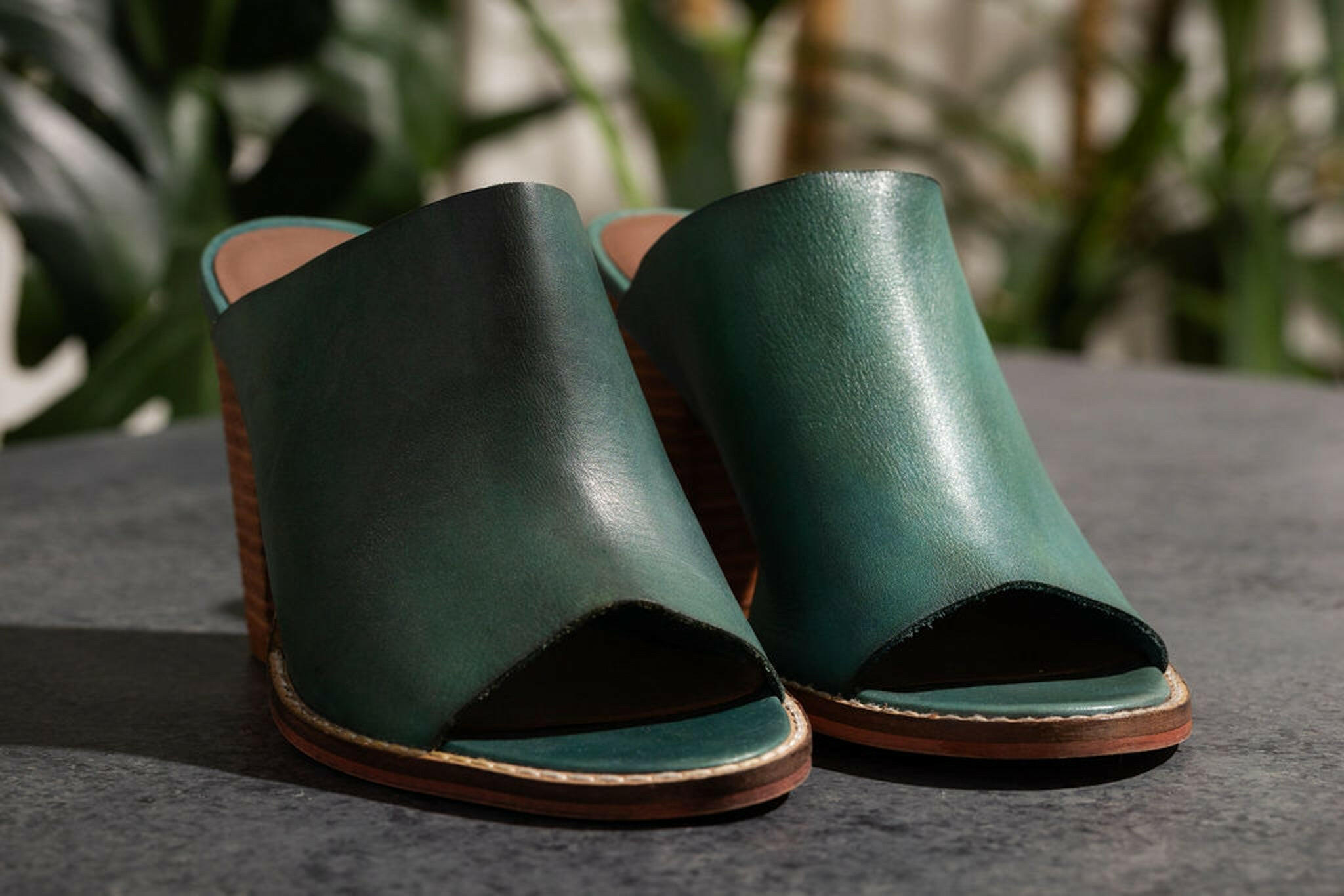 Hallie Heeled Sandal in Teal.