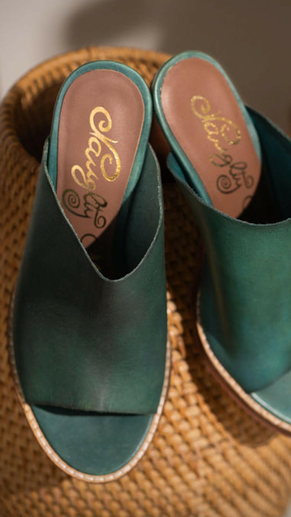Hallie Heeled Sandal in Teal.