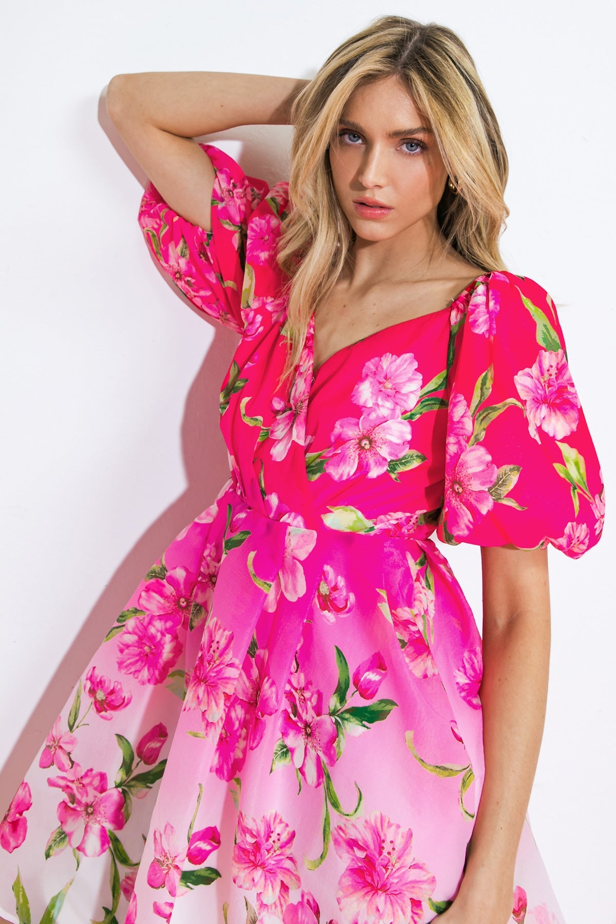 ¡A prepararse! Minivestido tejido