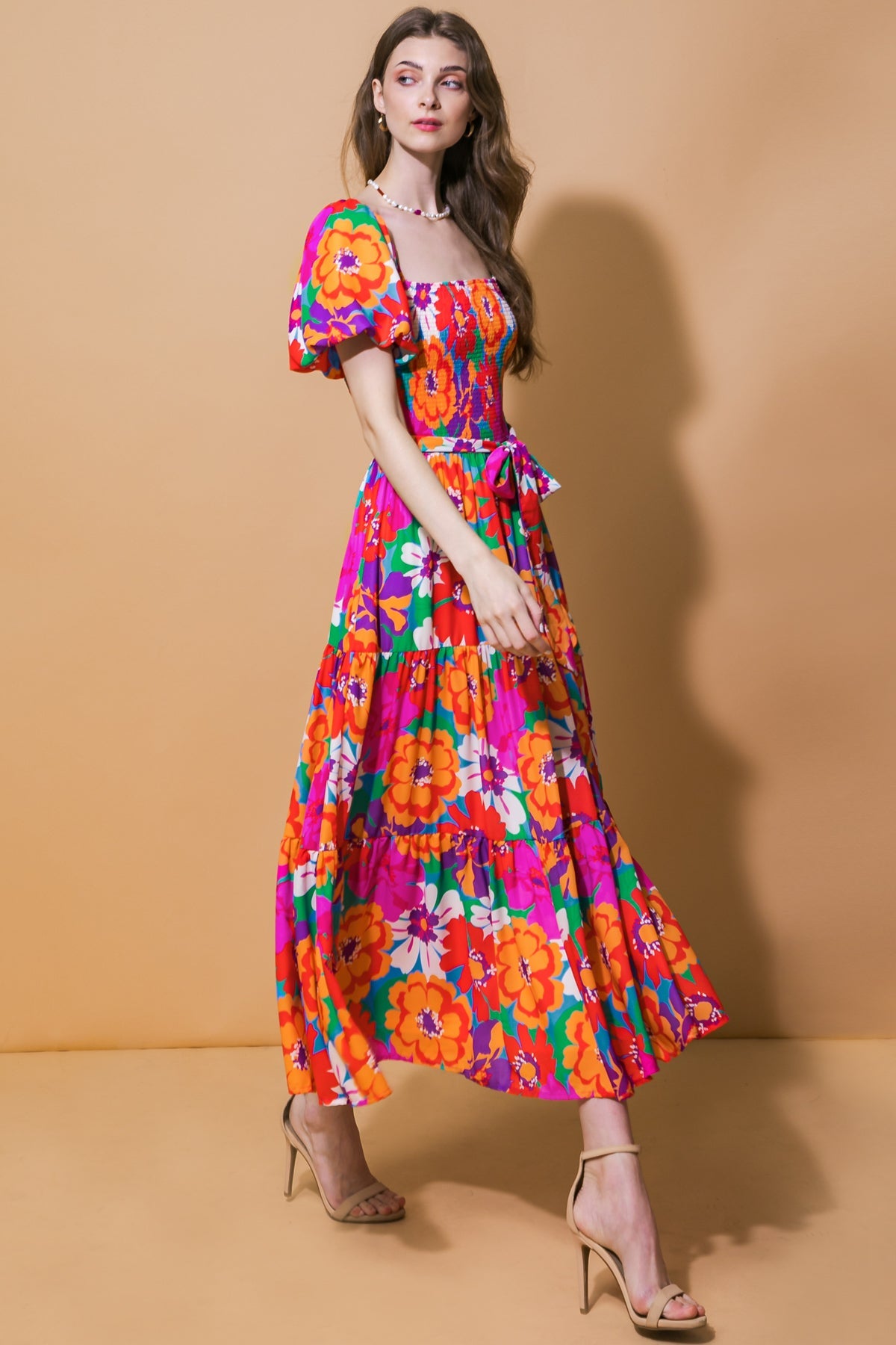 VESTIDO MIDI TECIDO QUE É O DESEJO DE TODOS