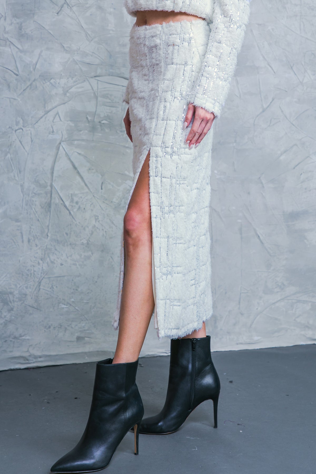 MADE YOU MY WORLD WOVEN MIDI SKIRT - MaraFormigone