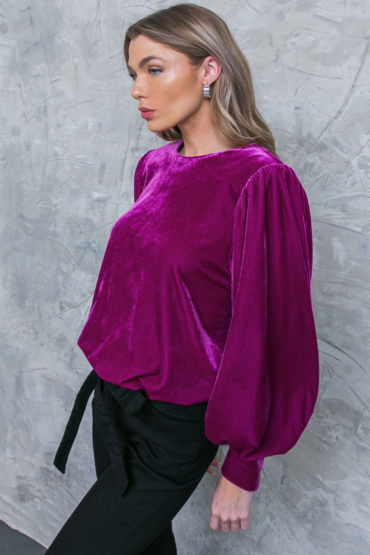 IT'S YOUR TIME VELVET TOP - MaraFormigone