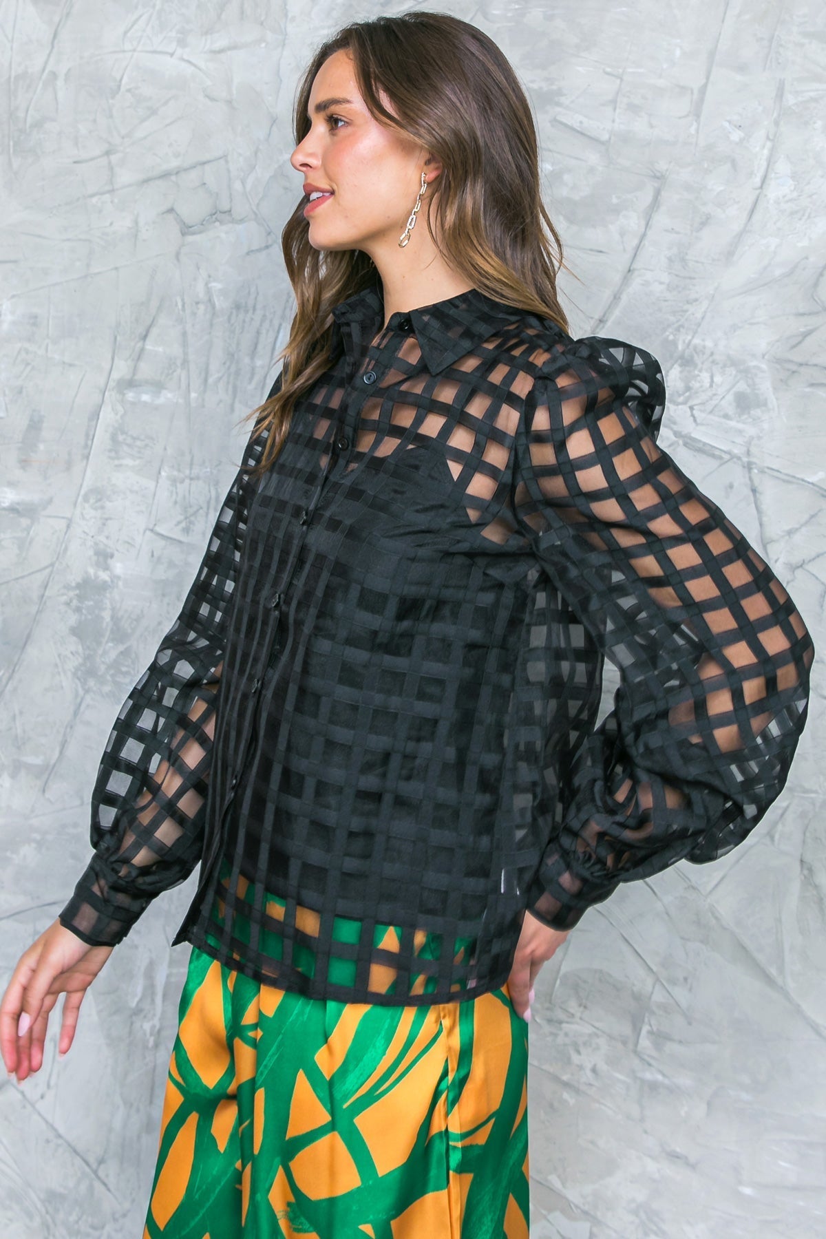 FLUTTERING ON WOVEN TOP - MaraFormigone