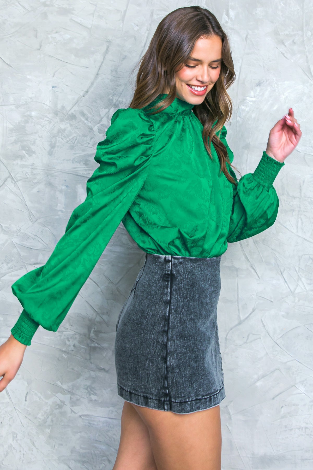 TOP DE SATÉN DE GOLEN GLANCES