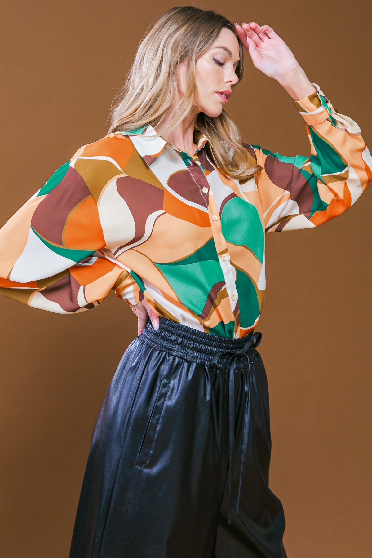 BLUSA TECIDA COM CARINHO