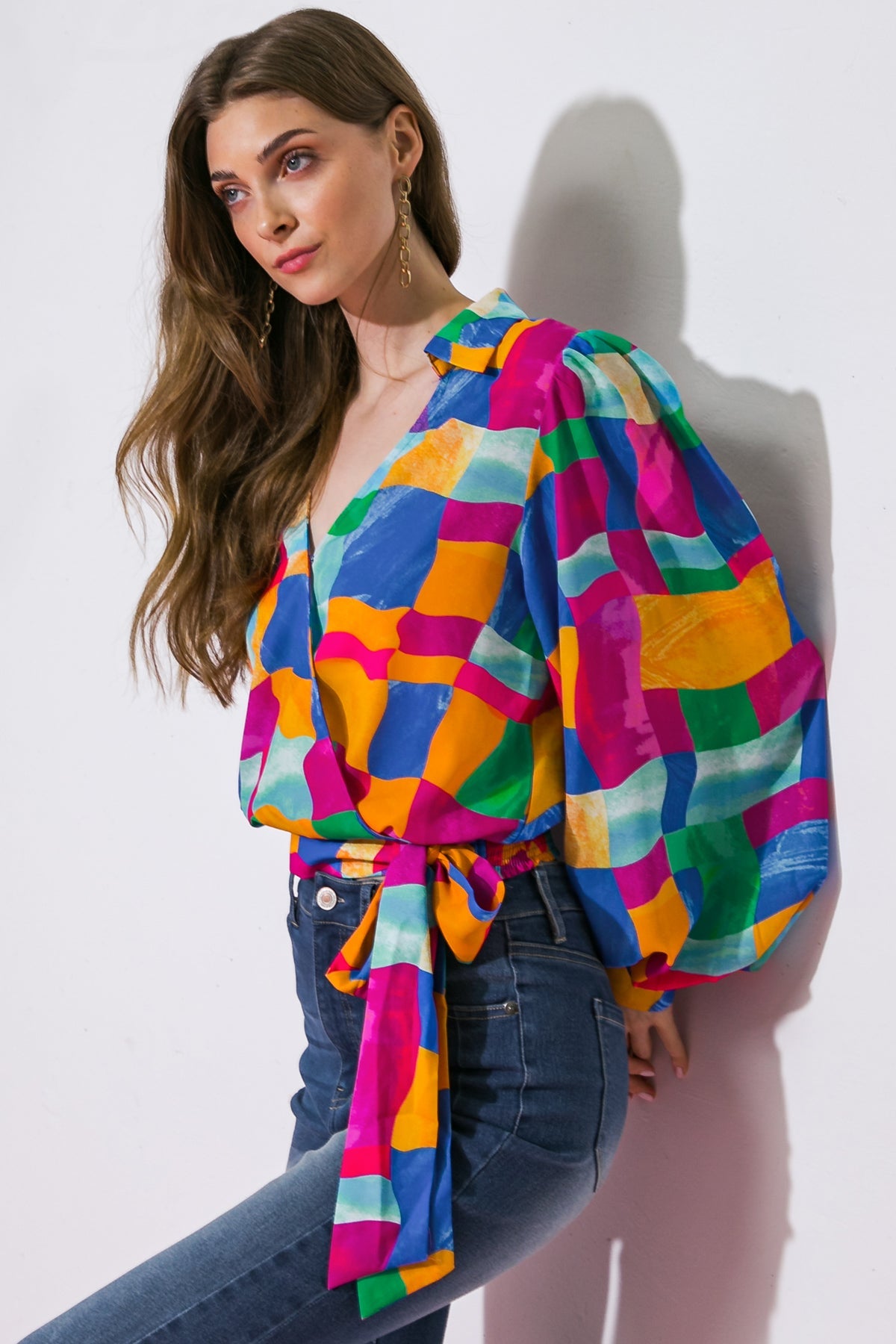 Preciosa blusa tejida con mensaje.